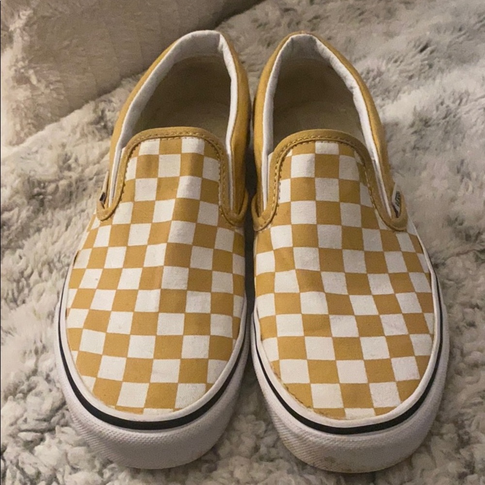 VANS women’s 7.5 slip on!